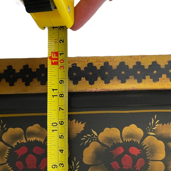 Handpainted Black, Gold, & Red Metal Toleware Floral Tray w/ Handles, ~21" x 12" - Picture 4 of 6